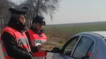 Scappano sull’auto dei furti: arrestato e poi liberato