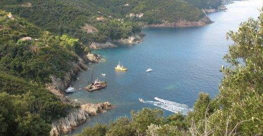La strada della Cala non si farà 