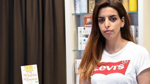 Raggirano commerciante con la scusa di cambiare banconote da 20 e 50 euro