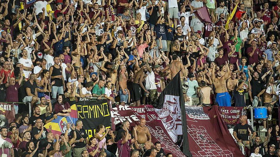 Il mondo ultras in un libro