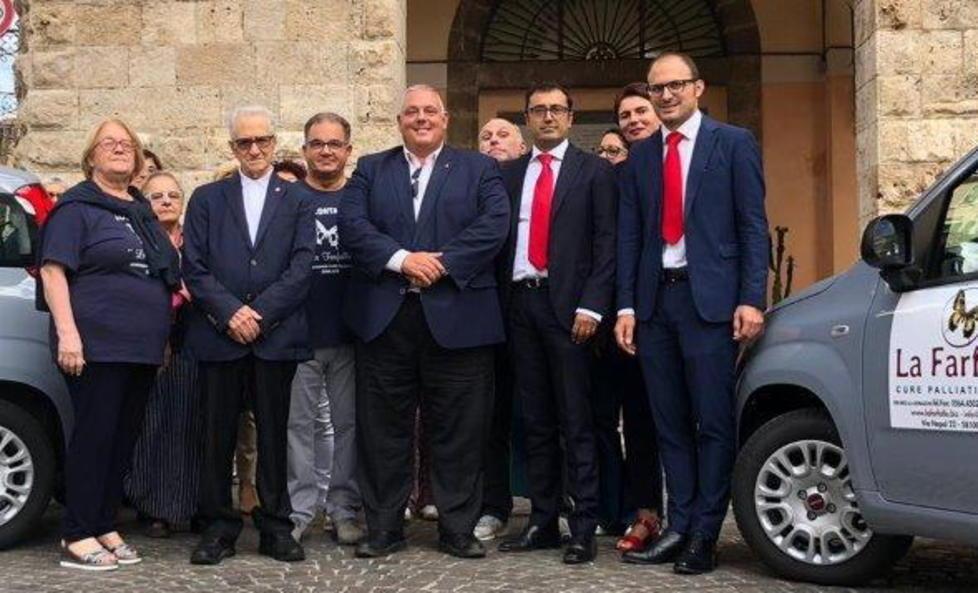 Assistenza dei malati a casa la Farfalla ha due nuove auto 