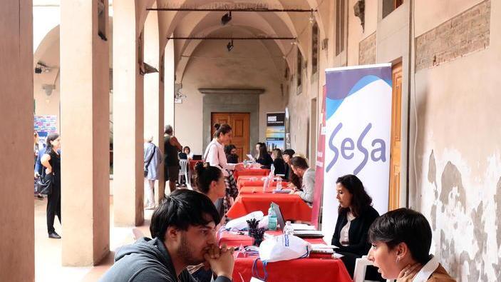 Una valanga di curricula al festival “Imprese al Centro»