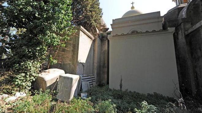 Una discarica nell’area verde