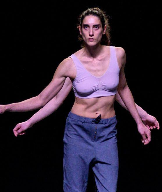  Dieci danzatori in scena per “Ion” di Papadopoulos