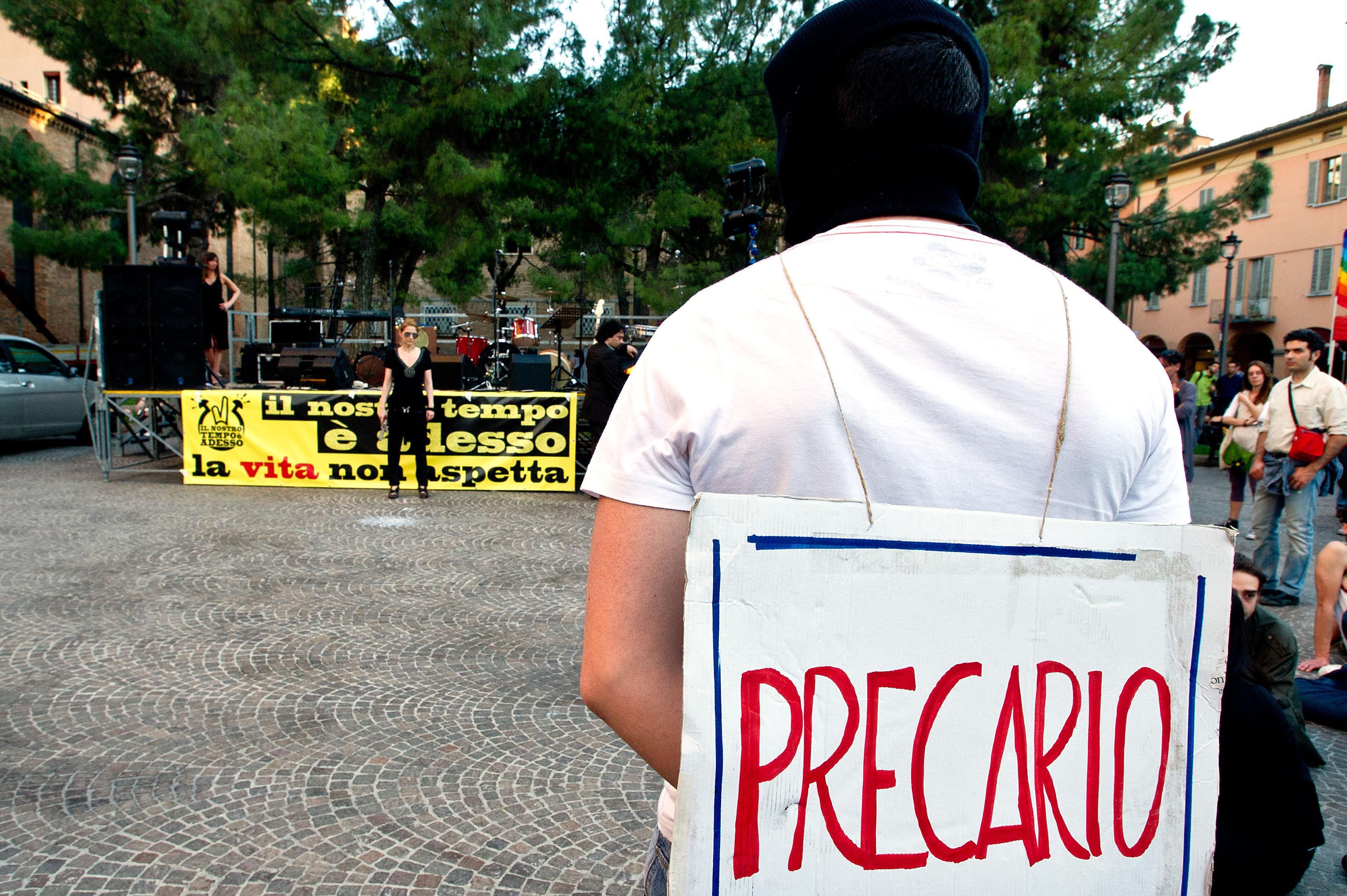 La protesta di lavoratori precari