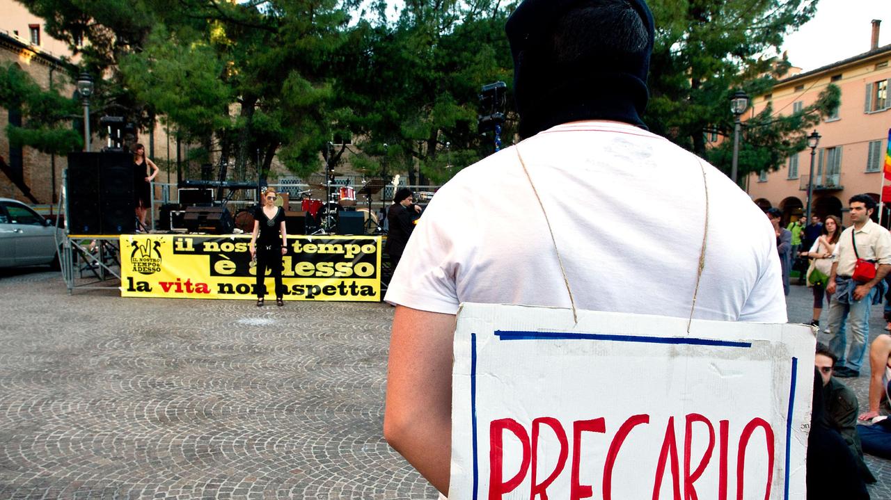 La protesta di lavoratori precari