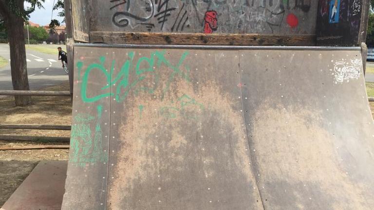 Un altro bimbo ferito, pista di skate nel mirino