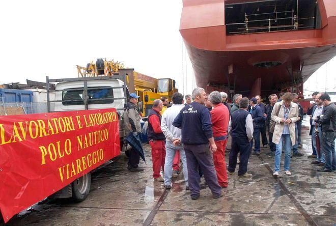 Fondata nel 1980, sforna barche fino a ottanta metri