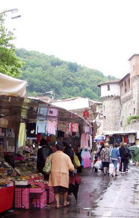 Mercato contadino a Castelnuovo 