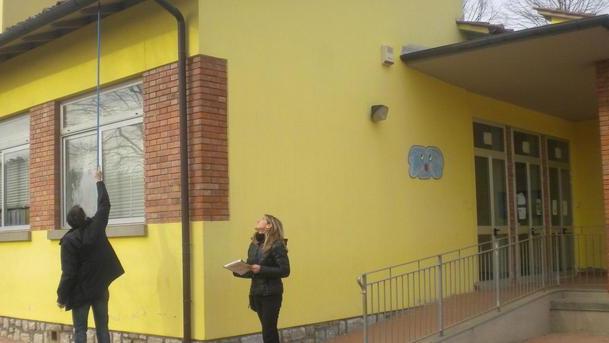 Partono i lavori per il tetto alla scuola per l’infanzia
