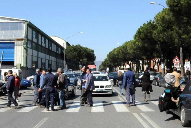 Lavoro alle ditte esterne, negata proroga della “cassa” 