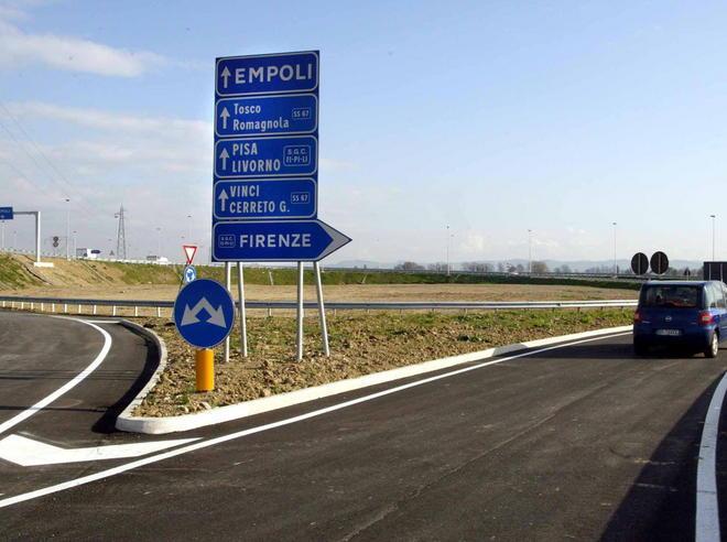 Alberi e barriere antirumore sugli svincoli della Fi-Pi-Li 
