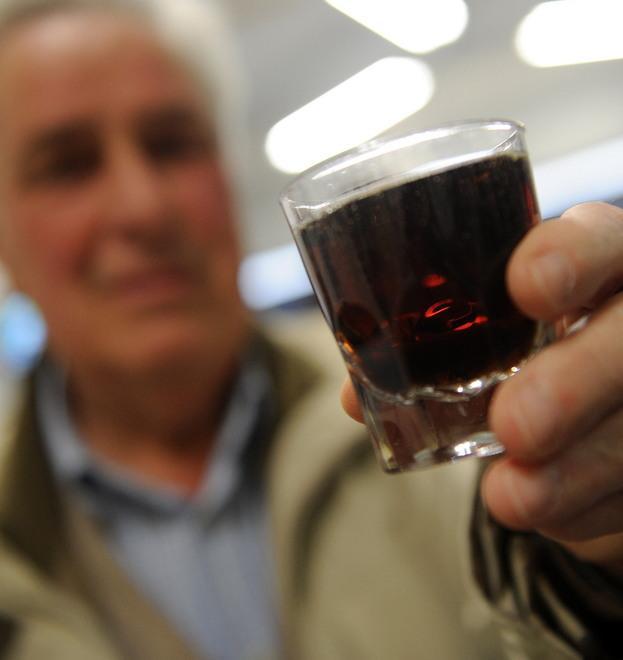 Alcol nel bicchiere e pochissima verdura nel nostro piatto 