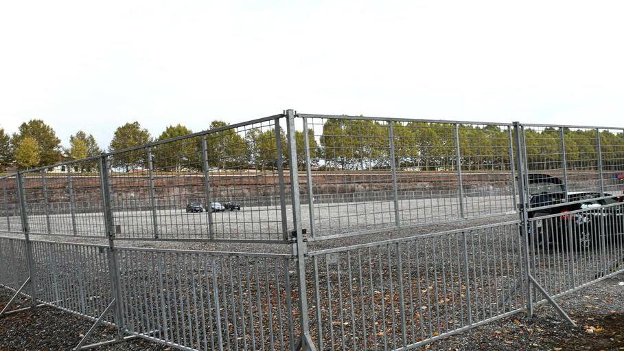 Via ai lavori per il padiglione al Balilla. Da lunedì divieti in centro