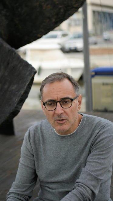 Due omicidi e l’angoscia di un verdetto Giampaolo Simi rende Lucca protagonista