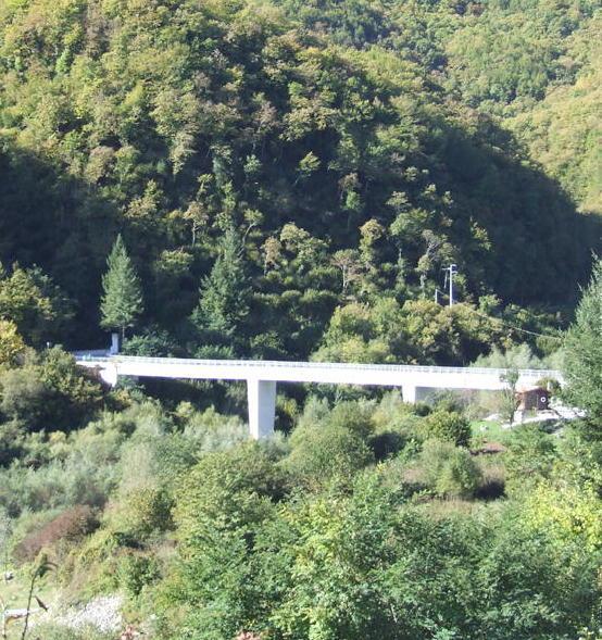 Ponte della Tambura chiuso a fasce orarie per rilevazioni e saggi 