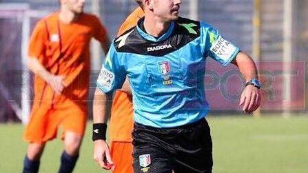 L’arbitro è Andrea Zanotti di Rimini