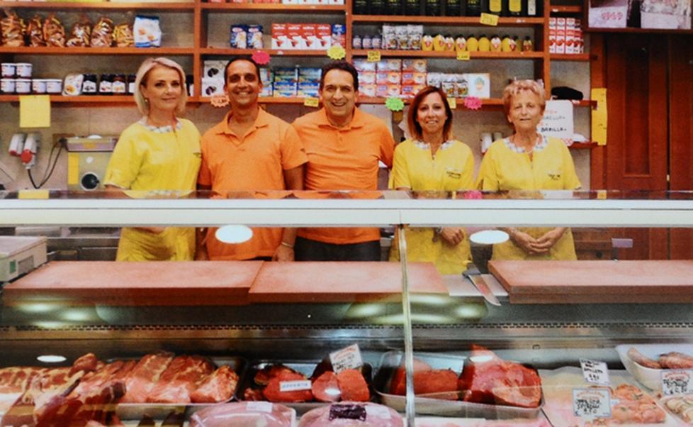 Cinquant’anni di commercio per il Primo Centro Carni Il proprietario: «Grazie a tutti»