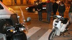 Viale Mameli, scontro tra scooter Ragazza gravissima