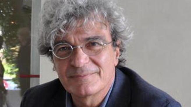 La scommessa del regista Il testo teatrale di Eduardo trasportato ai nostri giorni