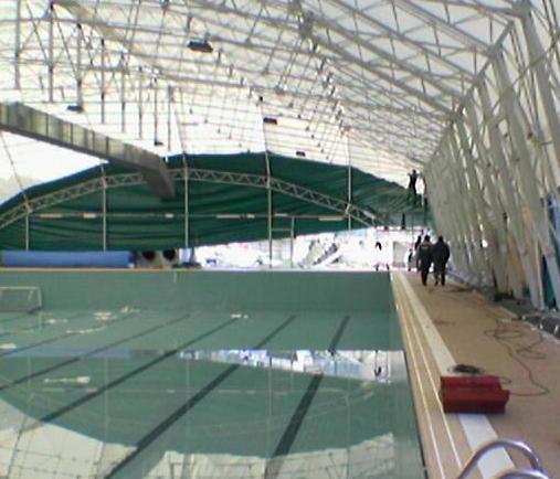 Lavori in corso, la piscina apre a metà ottobre 