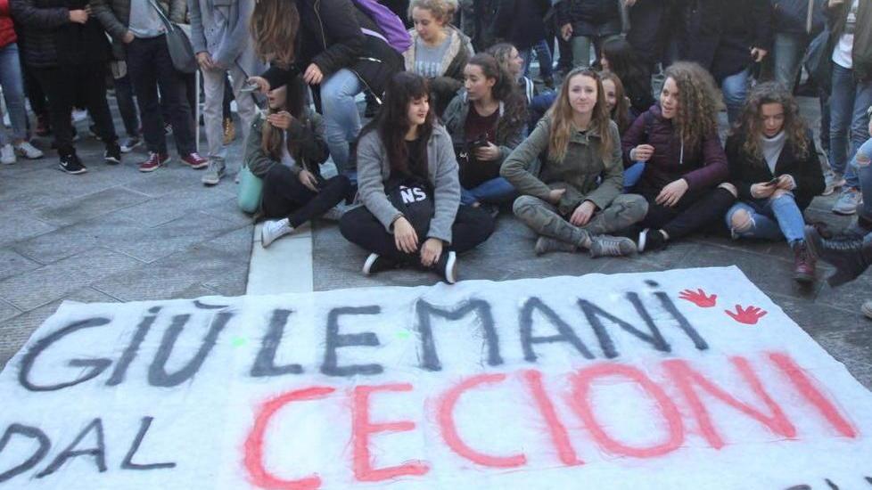 Scuola e trasloco degli indirizzi di studio: «Organico e posti di lavoro a rischio stabilità»