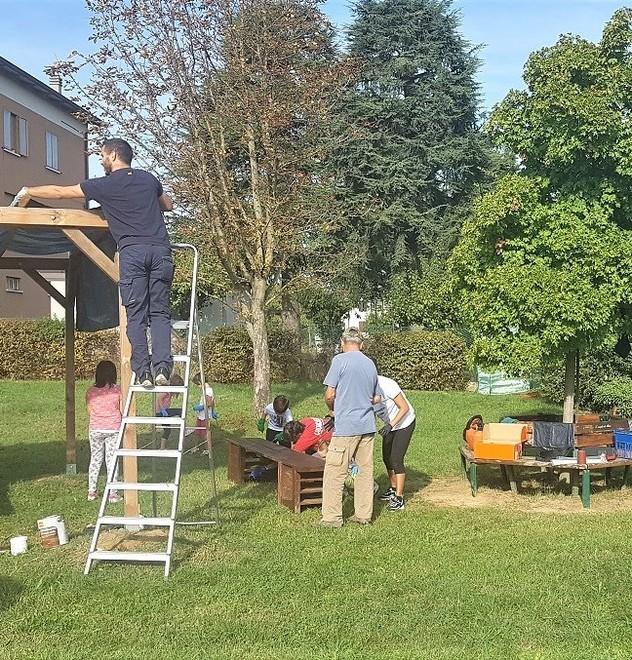 Un cantiere “in famiglia” nella scuola di Borzano