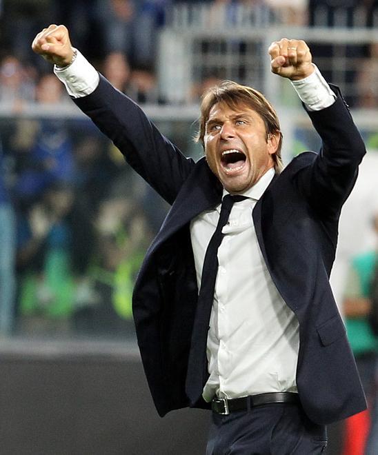 Un tempo in 10 uomini Ma l’Inter non rallenta 