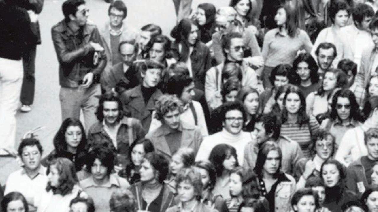 Una manifestazione di protesta degli studenti durante il Sessantotto a Pisa (Foto Luigi Burroni)