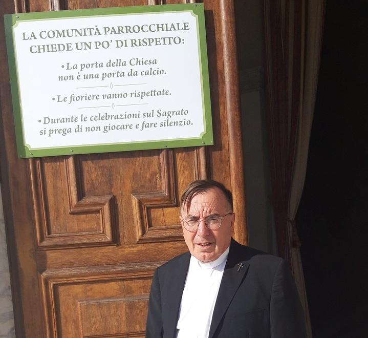 «Le pallonate tirate contro la chiesa? Se era una moschea la rispettavano» 