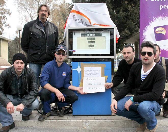 Chiuso il distributore Ip sul lungomare 