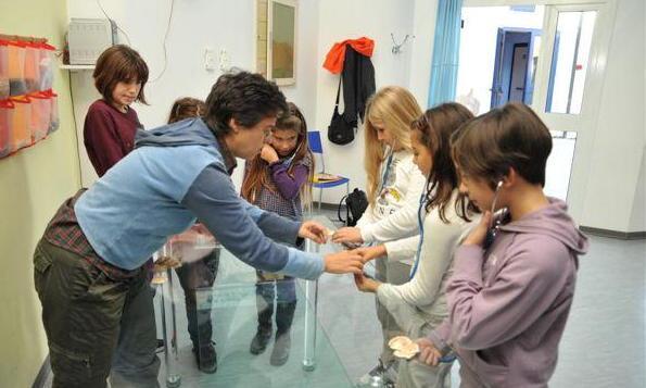 Le famiglie vanno a scuola 