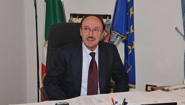 Tutti i nomi degli indagati: 24 sono medici 