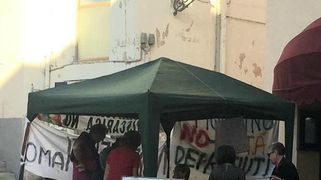 Trecento le firme raccolte in un giorno sulle due petizioni