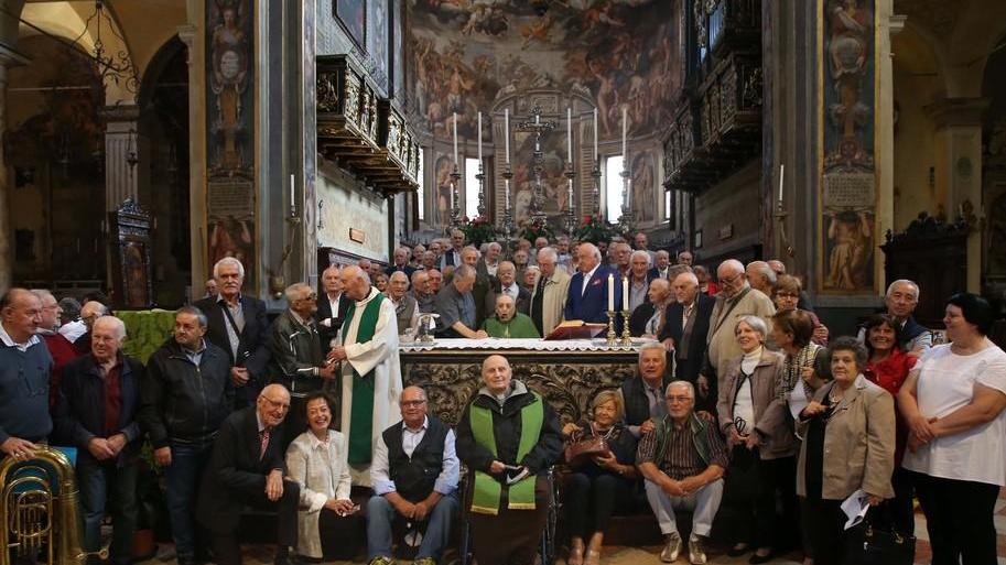Don Gaetano a cent’anni celebra la messa in basilica
