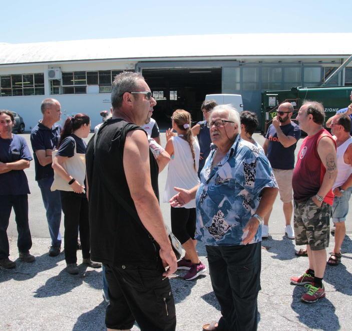 Nessun accordo sulla Ponsi: I lavoratori occupano la sede 
