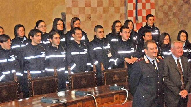 Per un’assunzione da vigilino 243 giovani si mettono in fila