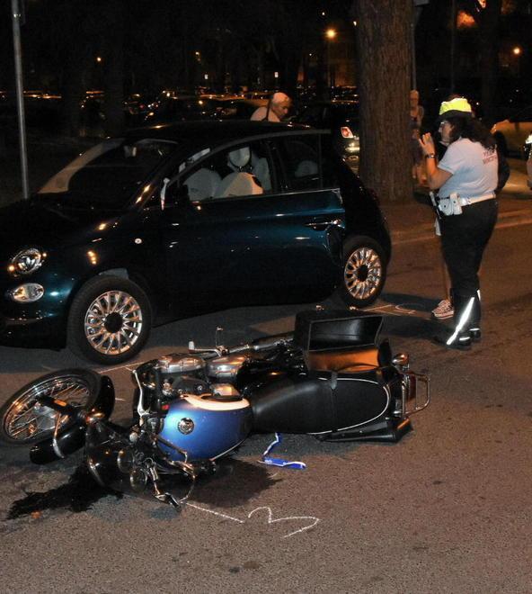 Apre portiera e urta moto Centauro in ospedale