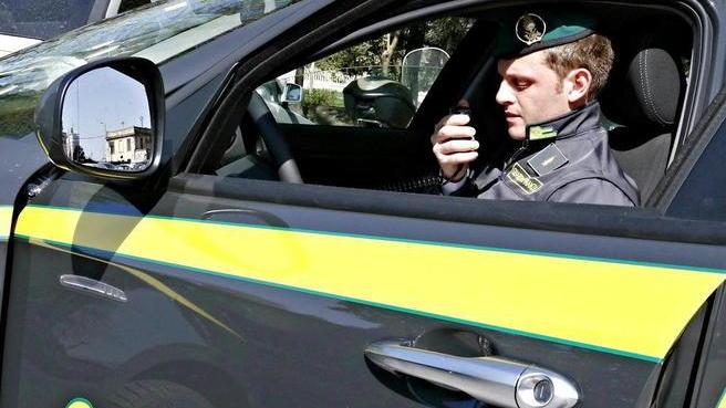 “Nasconde” al fisco 250mila euro: nei guai idraulico di Rosignano