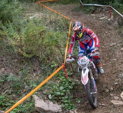 Motocross, in duecento al campionato toscano Enduro 