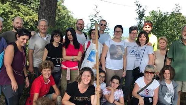 Guerra ai rifiuti nel Padule volontari puliscono via Morette