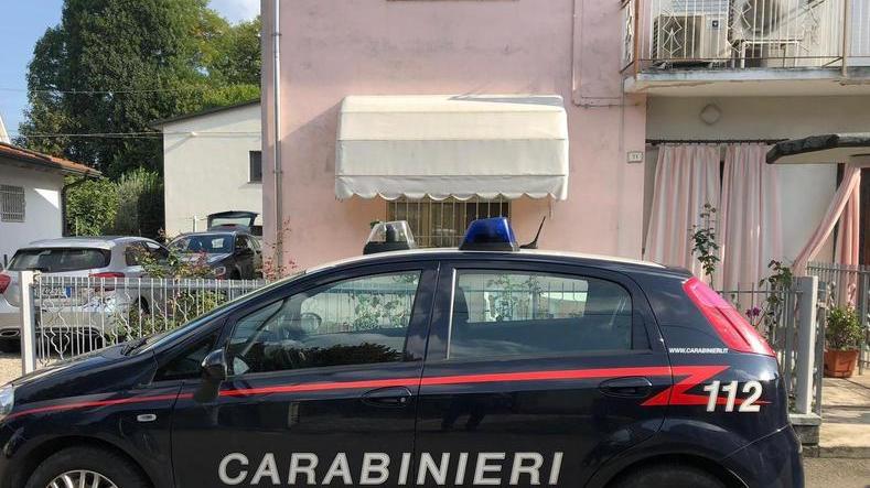 Massa Finalese. A 96 anni accoltella la moglie malata grave