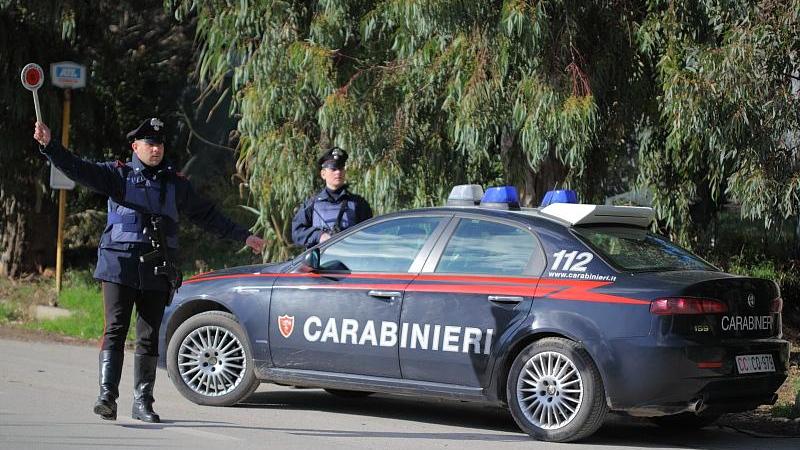 Carabinieri durante un controllo