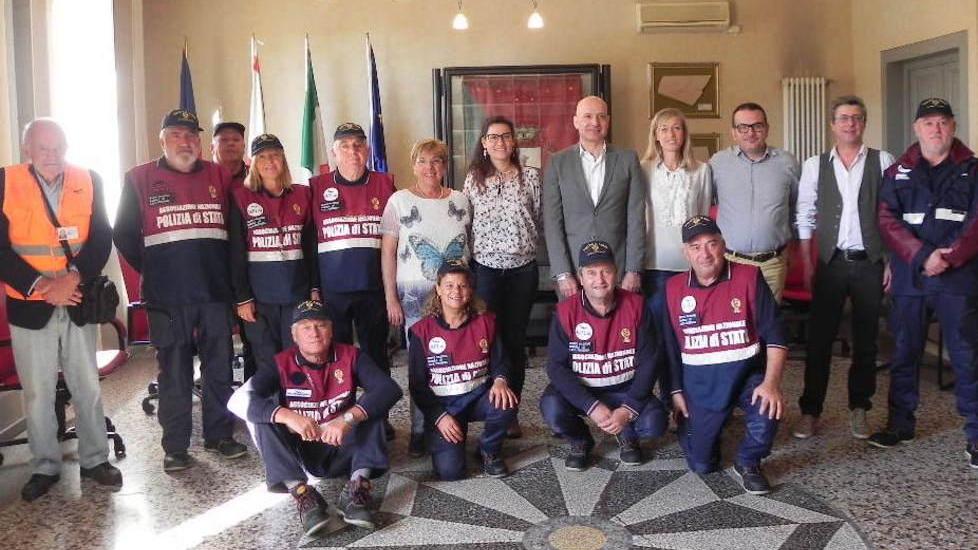 Le sentinelle volontarie anche sui bus e nei parchi contro vandali e bulli