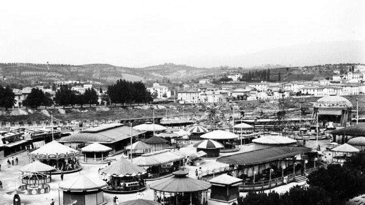 Il luna park: l'immagine risale al 1959 (fotocine)