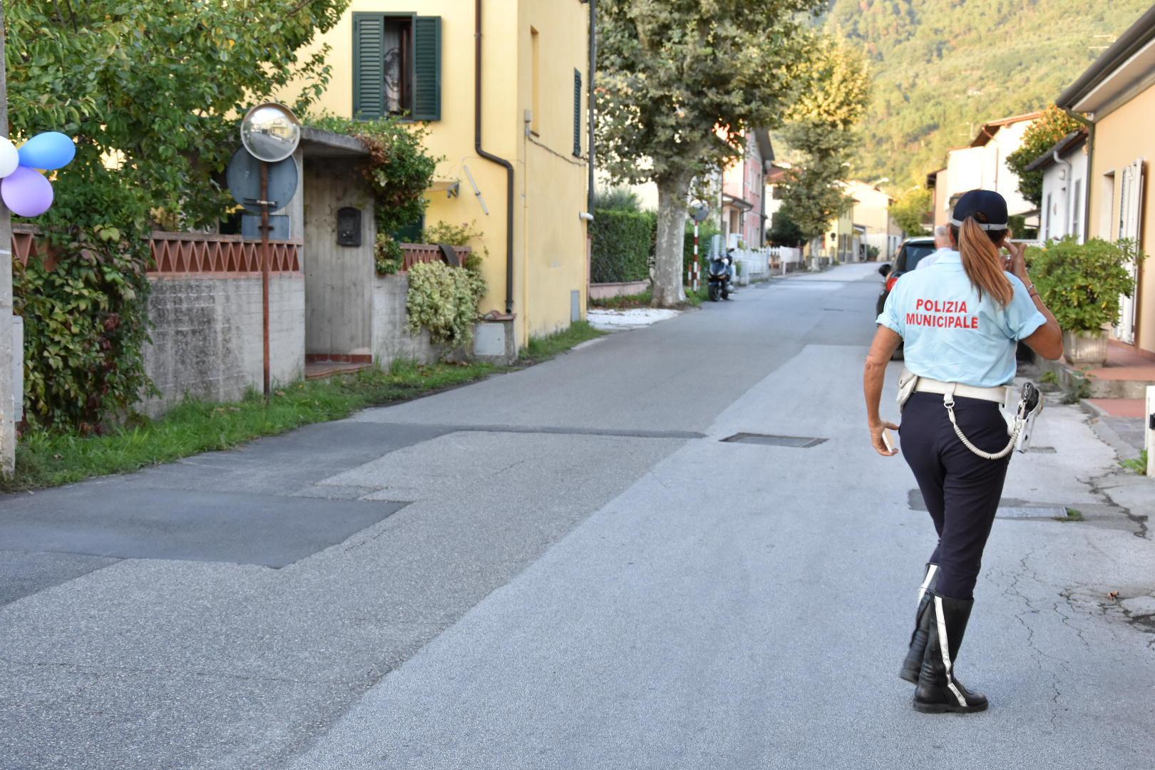 La polizia municipale sul luogo dell'incidente