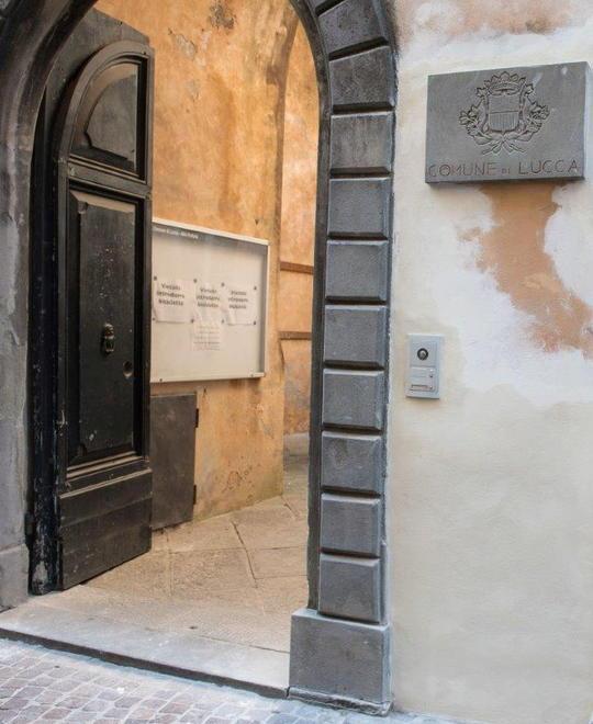 Ricevuta sindaco la donna aggredita
