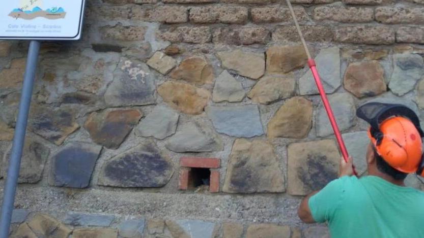 Pulizia delle mura e taglio dell’erba in centro e frazioni