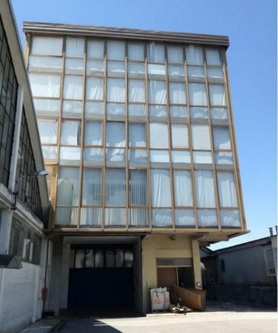 Via al piano di rilancio per il “grattacielo” 