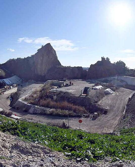 Un coro di no a Cava Fornace: «La discarica va chiusa» 